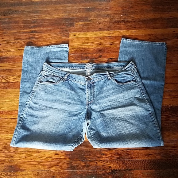 Flirt line Jeans - Picture 2 of 6